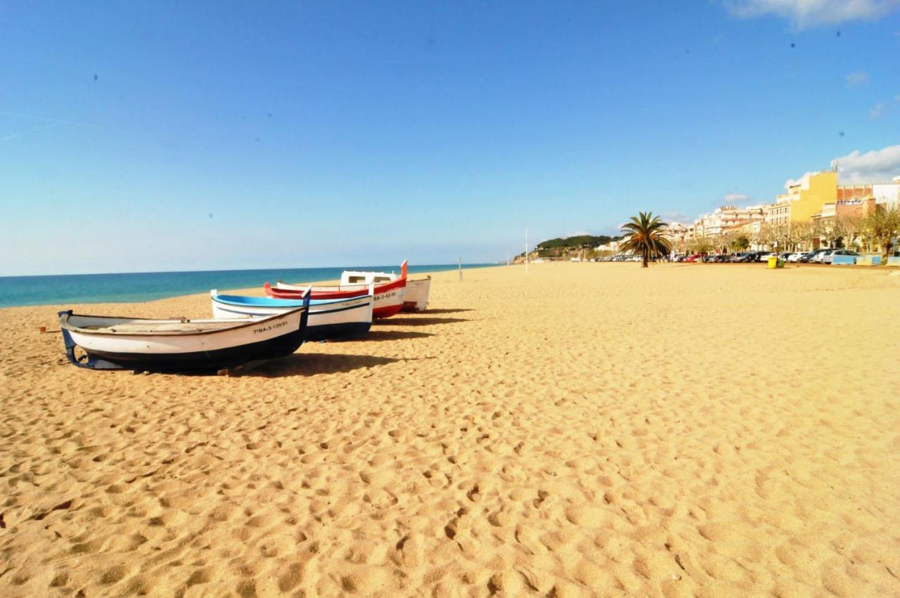 Homeholidaysrentals Keyla Pineda de Mar Extérieur photo